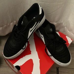 Pre-owned in good condition